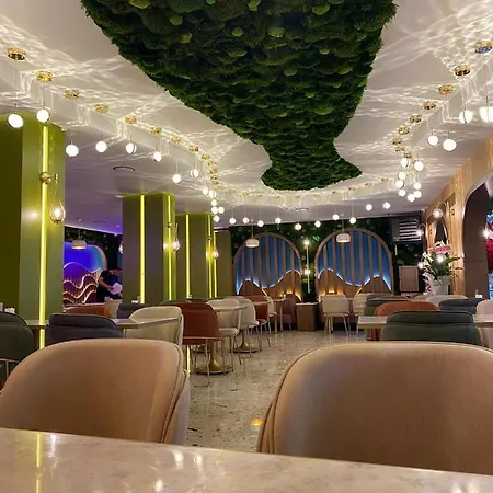 Gloria Aparthotel