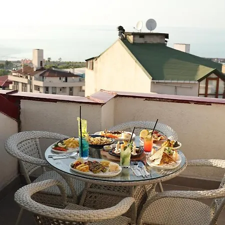 Gloria Aparthotel
